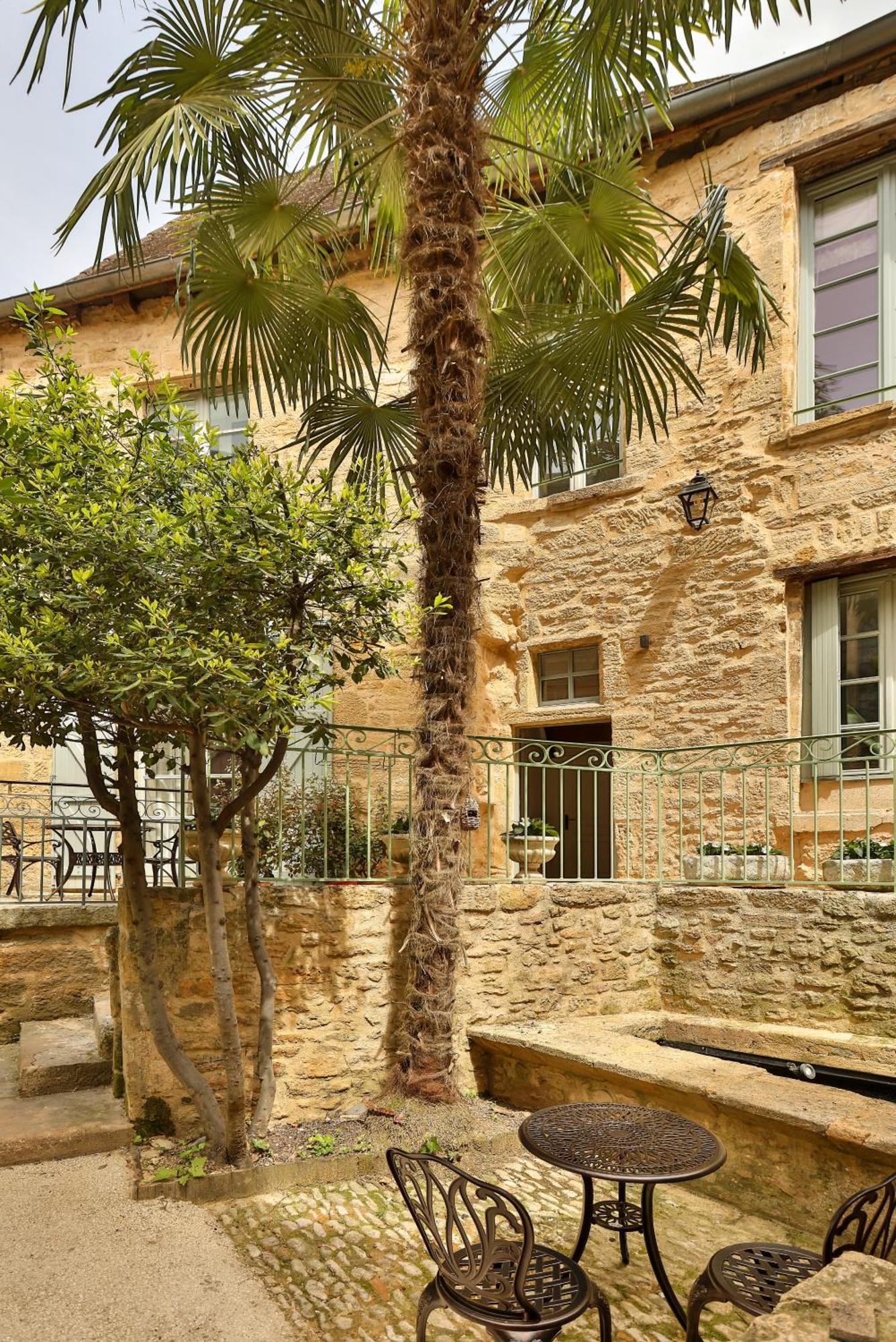 La Villa Des Consuls - Gite De Tourisme De Charme Sarlat Exterior foto