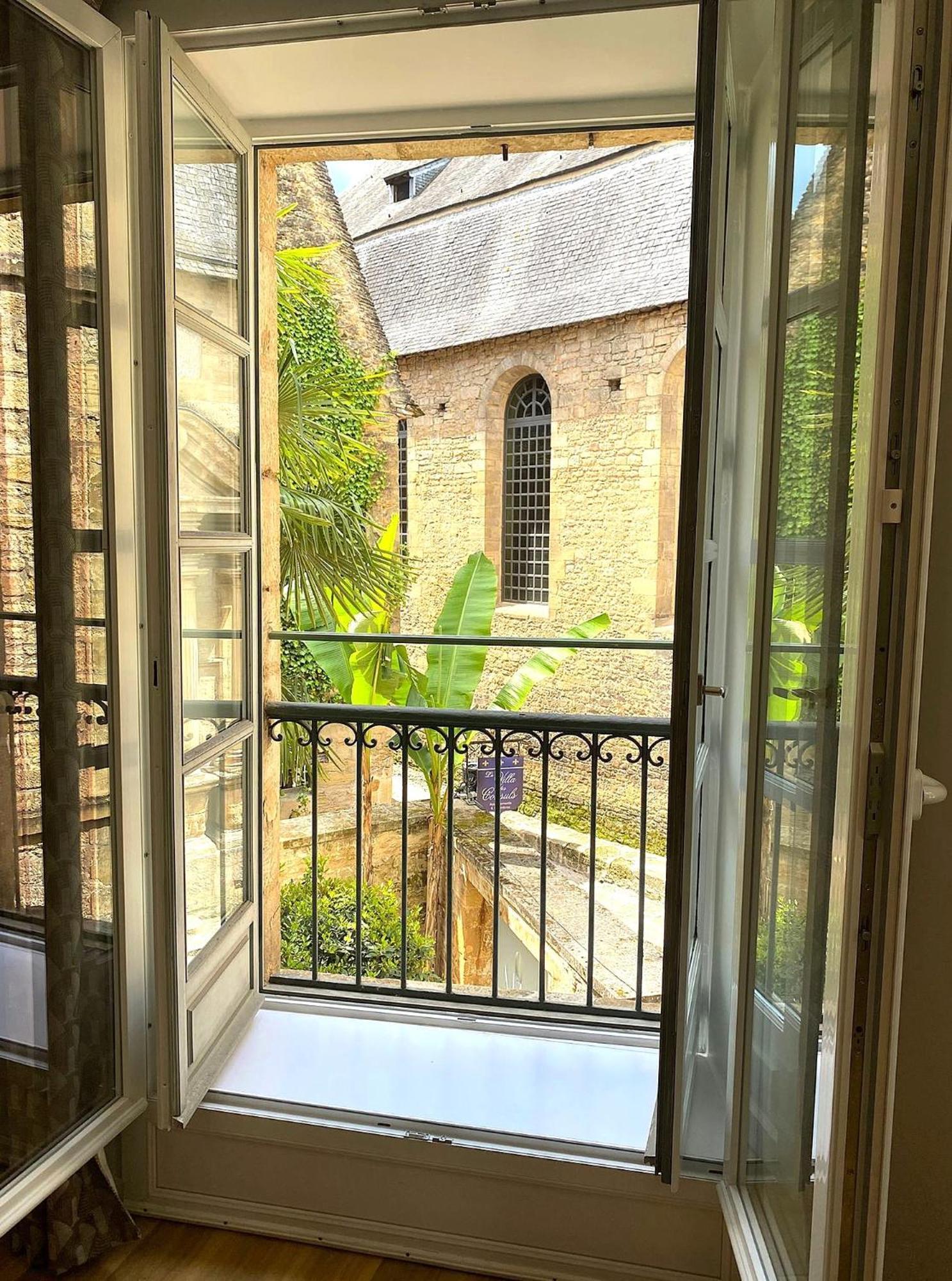 La Villa Des Consuls - Gite De Tourisme De Charme Sarlat Exterior foto